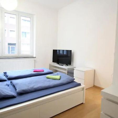 Privatzimmer Nahe Bahnhof Und City Wurzburg Exterior photo